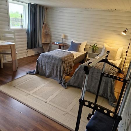 Your Place To Stay In Lofoten At Our Family House! Ballstad Buitenkant foto