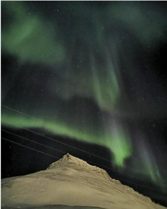 Your Place To Stay In Lofoten At Our Family House! Ballstad Buitenkant foto